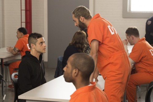 MR. ROBOT -- "br4ve-trave1er.asf" Episode 106 -- Pictured: (l-r) Rami Malek as Elliot Alderson, Elli