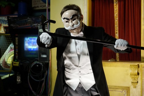 MR. ROBOT -- "da3m0ns.mp4" Episode 104 -- Pictured: (l-r) -- (Photo by: Peter Kramer/USA Network)