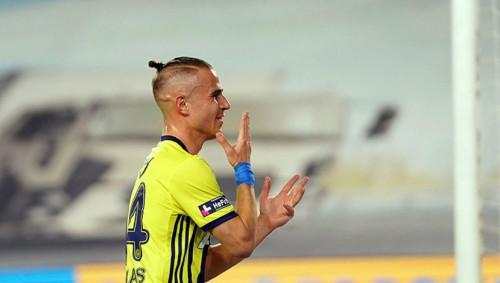 829x469 son dakika spor haberi pelkas 3 4 hafta sahalardan uzak kalacagini acikladi 1628856344652