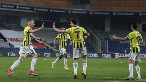 829x469 son dakika transfer haberleri fenerbahcede ozan tufan antrenmanda yer almadi 1629301429384