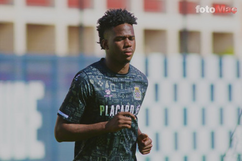 0x0 spor haberi fenerbahce istiyordu jackson porozo transferinde dev rakip 1647925931842